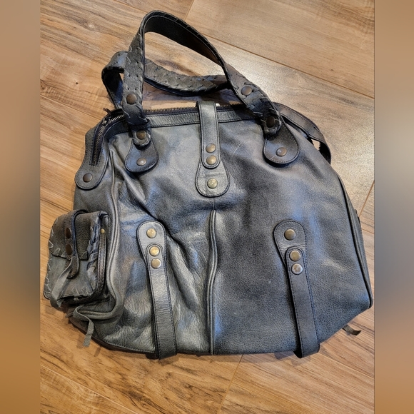 ❤️HOST PICK❤️Authentic Chloé Silverado Large Tote Bag In Grey Color - Picture 3 of 17